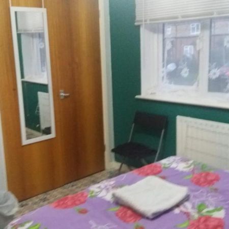 Spacious Double Room Located Within Walking Distance To Seaside And Town Dover Ngoại thất bức ảnh