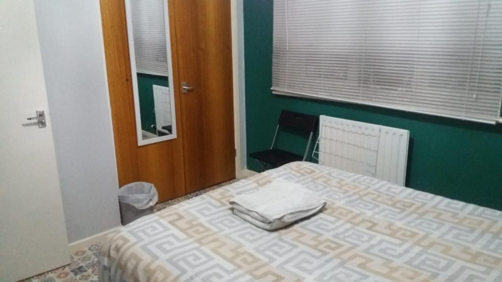 Spacious Double Room Located Within Walking Distance To Seaside And Town Dover Ngoại thất bức ảnh