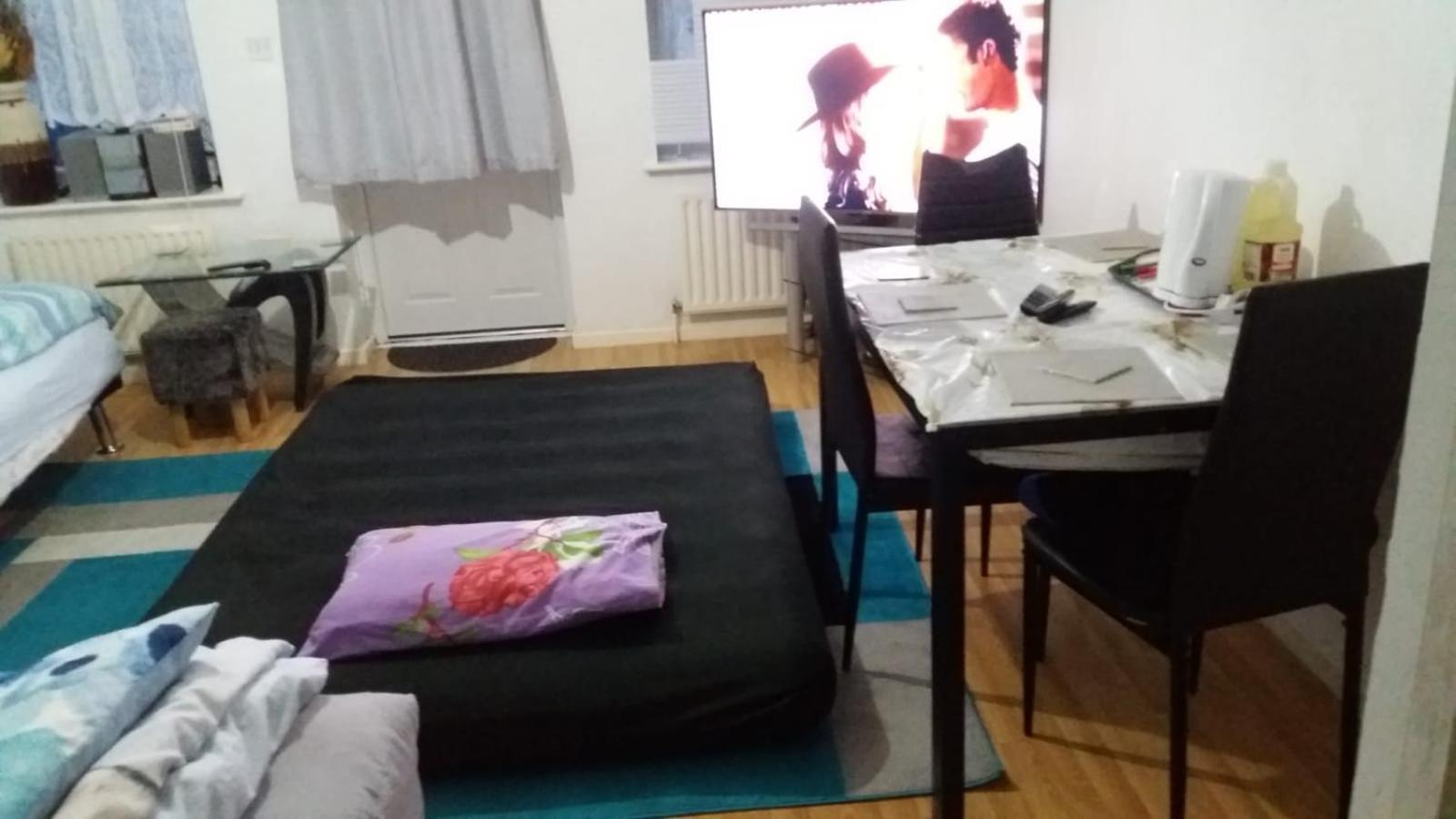 Spacious Double Room Located Within Walking Distance To Seaside And Town Dover Ngoại thất bức ảnh