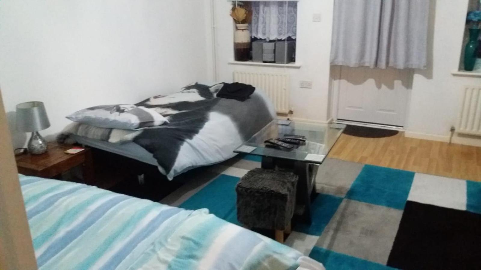 Spacious Double Room Located Within Walking Distance To Seaside And Town Dover Ngoại thất bức ảnh